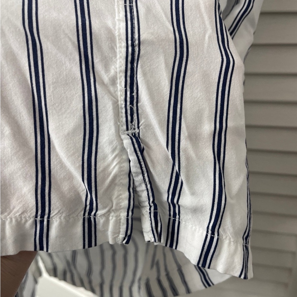 Abercrombie & Fitch Button Down Shirt (M) - Picture 4 of 5